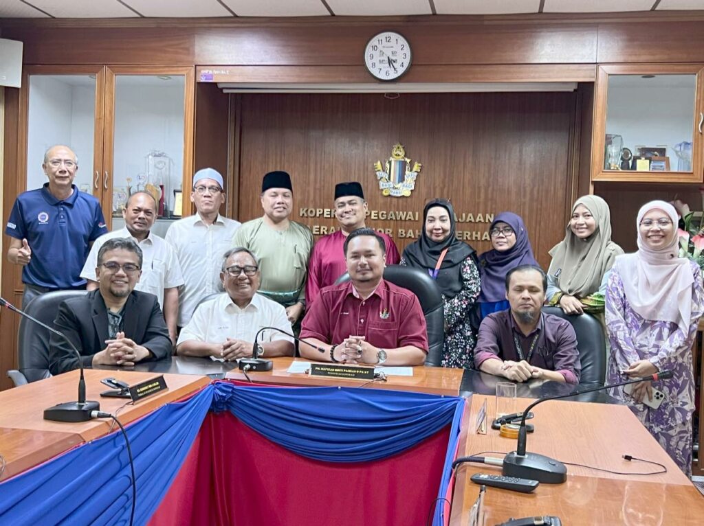 Meeting bersama KOOPJB, Solat Perdana bersama pelajar SMDPT 1 kompas koopjb
